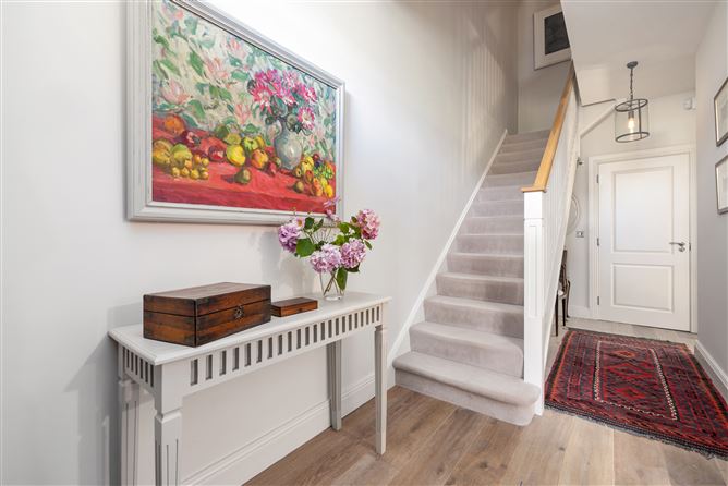 12 Knockcree, Glenamuck Road, Carrickmines, Dublin 18