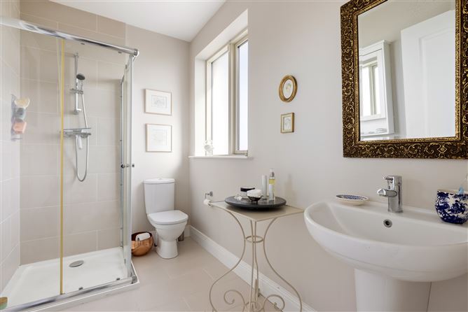 12 Knockcree, Glenamuck Road, Carrickmines, Dublin 18