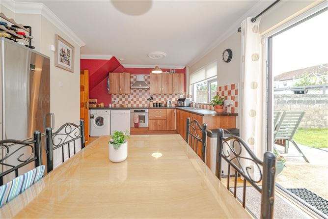 15 Hillcrest Lawns, Hillcrest, Lucan, Dublin