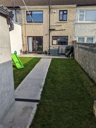 15 Hillcrest Lawns, Hillcrest, Lucan, Dublin