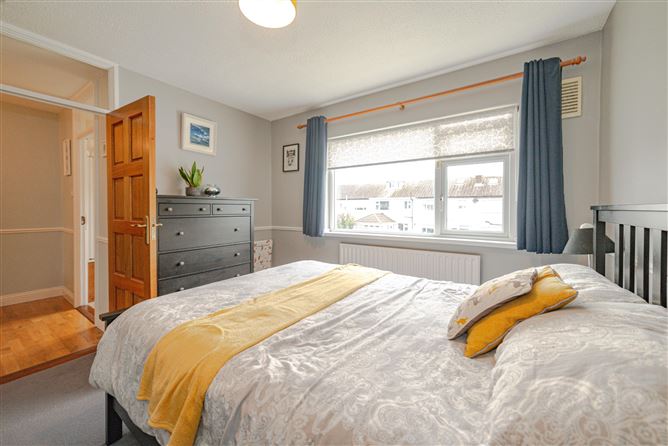 15 Hillcrest Lawns, Hillcrest, Lucan, Dublin