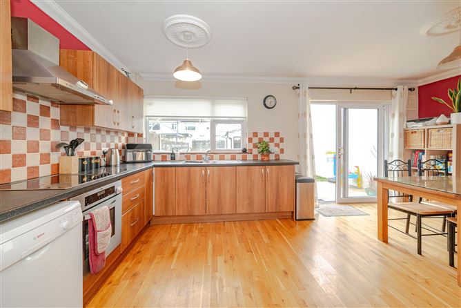 15 Hillcrest Lawns, Hillcrest, Lucan, Dublin