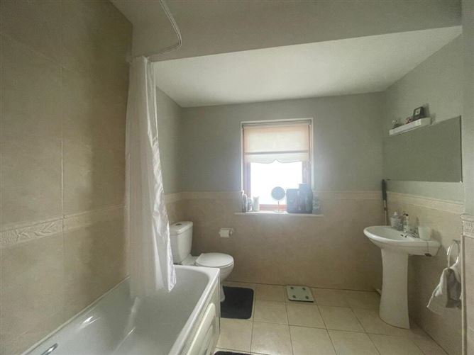 83 Abbeyville, Galway Rd, Roscommon Town, Roscommon