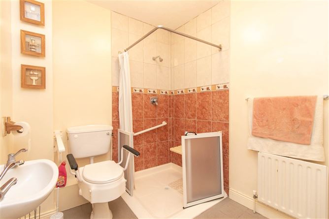 Manor House, Drumanespick, Cavan Road, Bailieborough, County Cavan