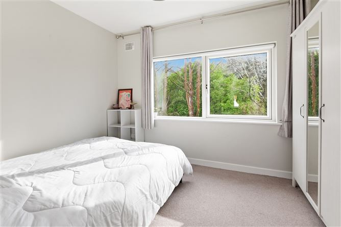 6 Oak Apple Green, Rathgar, Dublin 6