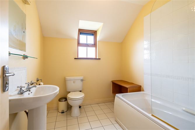 2 Tubrid Park, Gortamullen, Kenmare, Co. Kerry