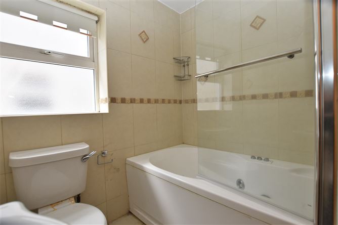 17 Ardfield Grove, Grange, Douglas, Cork