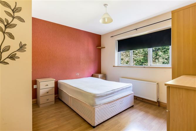 24 Clements Town, Cootehill, Co. Cavan
