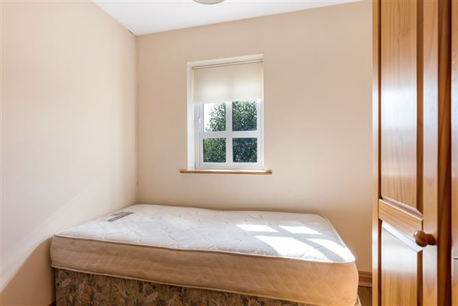 24 Clements Town, Cootehill, Co. Cavan
