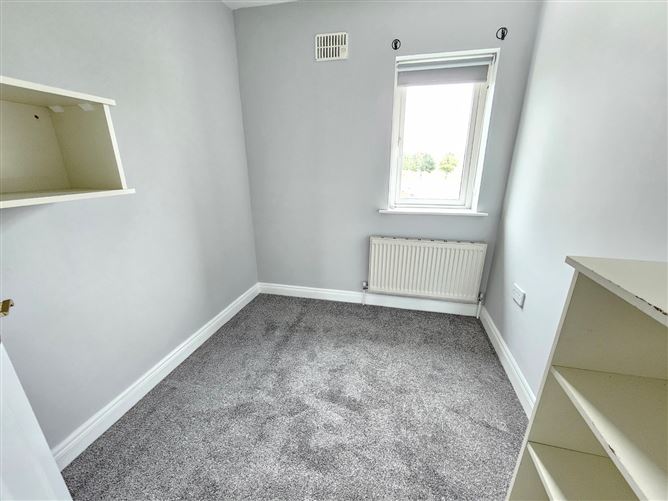 48 Bruach Na h'Abhainn, Quin Road, Ennis, Co. Clare