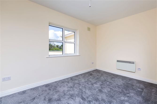 5 Strand Avenue, Rosslare Strand, Rosslare, Co. Wexford