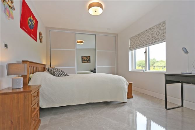 Highfield House, Kilaspuglinane, Lahinch, Co. Clare, Lahinch, Clare