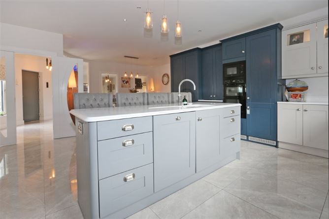 Highfield House, Kilaspuglinane, Lahinch, Co. Clare, Lahinch, Clare