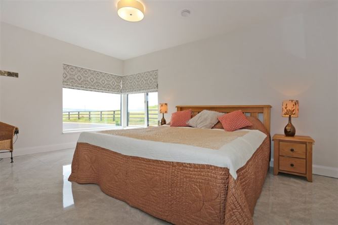 Highfield House, Kilaspuglinane, Lahinch, Co. Clare, Lahinch, Clare