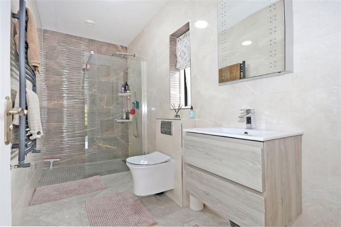 Highfield House, Kilaspuglinane, Lahinch, Co. Clare, Lahinch, Clare