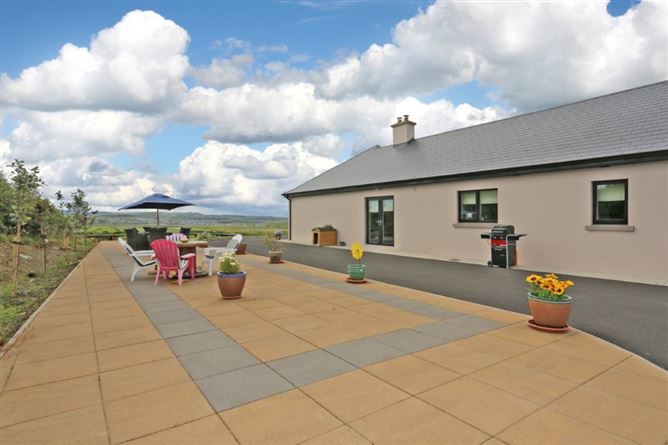 Highfield House, Kilaspuglinane, Lahinch, Co. Clare, Lahinch, Clare