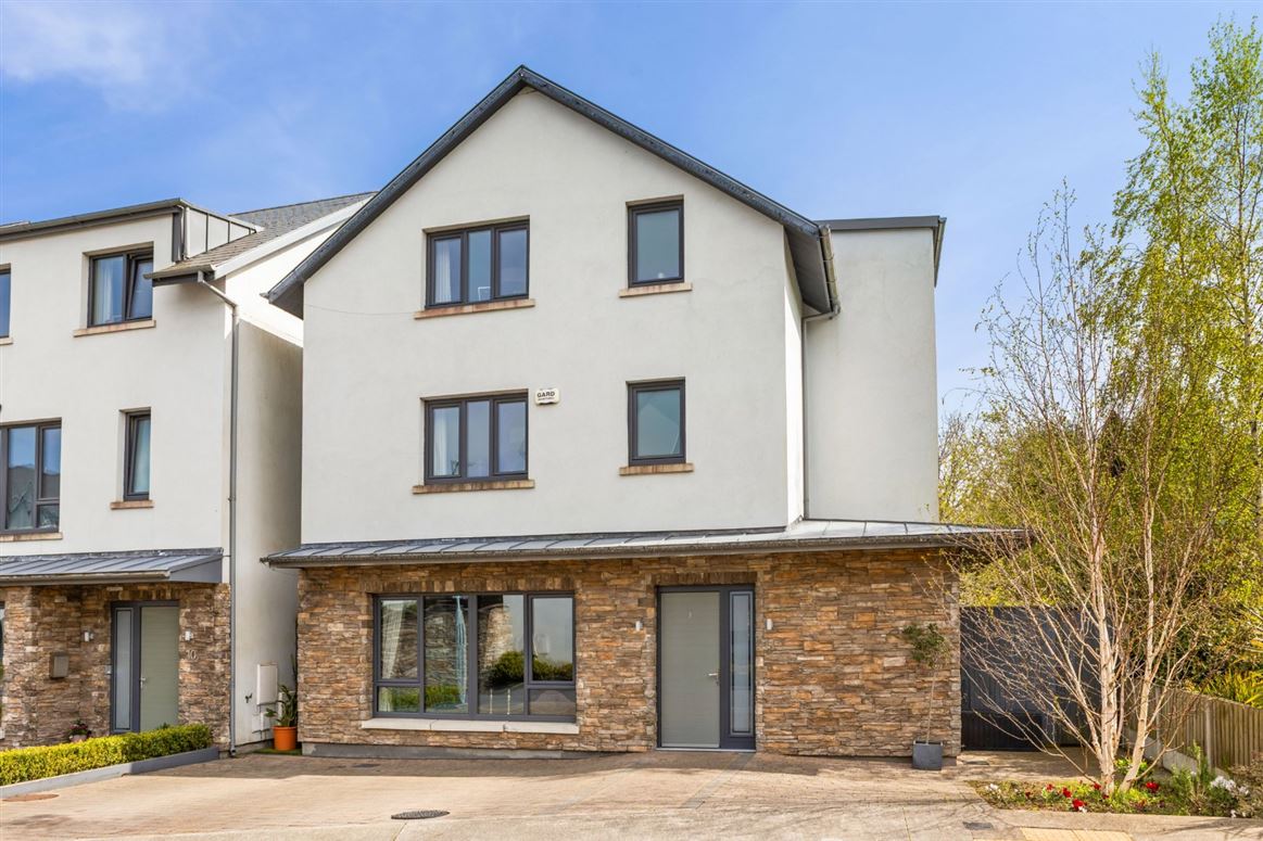 11 Struan Glen, Kilternan, Dublin 18