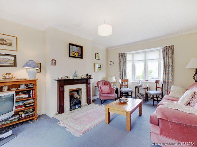 6 Deans Court, Kill Lane, Blackrock, Co. Dublin