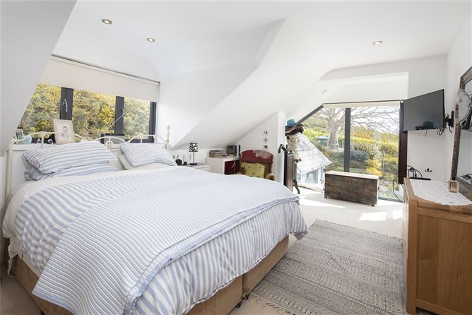 Sea La Vie, Coast Road, Fountainstown, Co. Cork