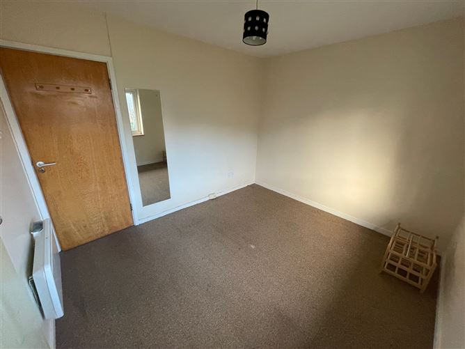 7 Rian Oisin, Salthill, Galway
