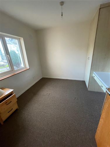 7 Rian Oisin, Salthill, Galway