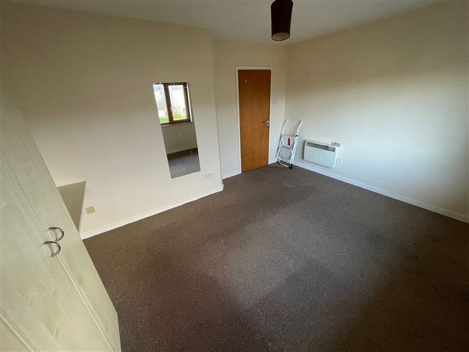 7 Rian Oisin, Salthill, Galway