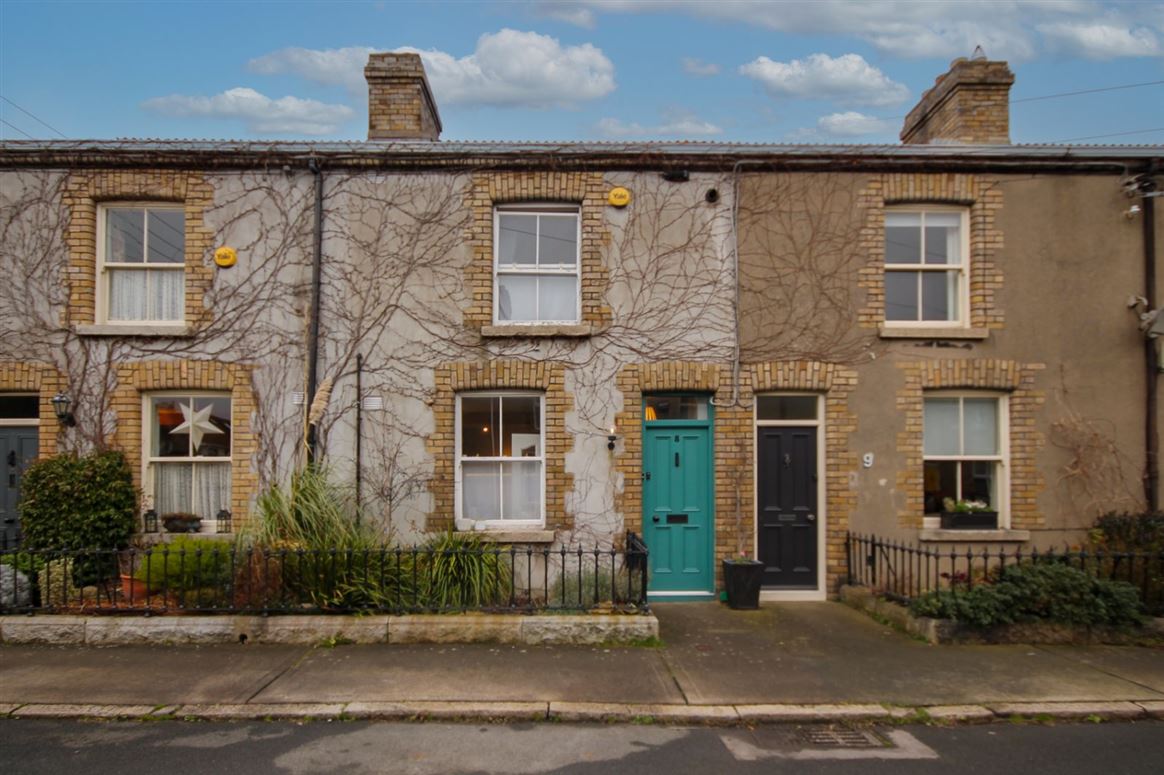 8 Lauderdale Terrace, Bray, Co. Wicklow