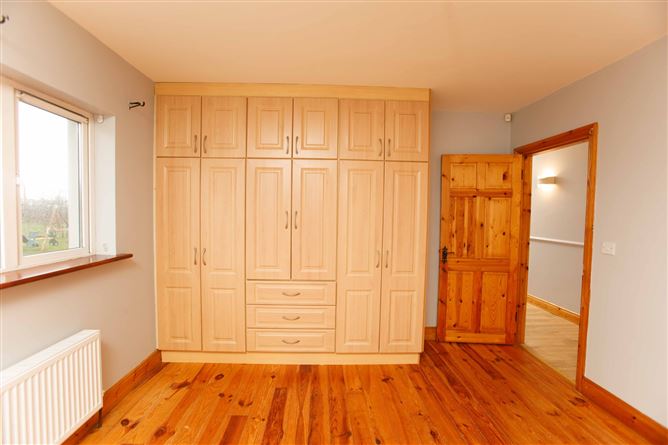 Maglass East, Ballymacelligott, Co. Kerry