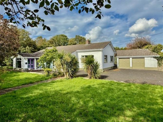 The Hollies, Cloosh, Kinvara, County Galway
