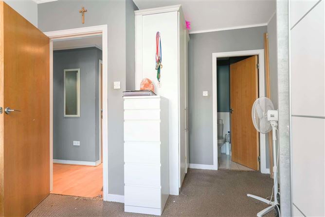 98 Temple Gardens, Northwood, Santry, Dublin 9