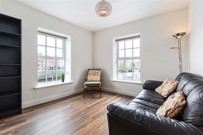 28 Ha'Penny Bridge House, Ormond Quay Lower, Dublin 1