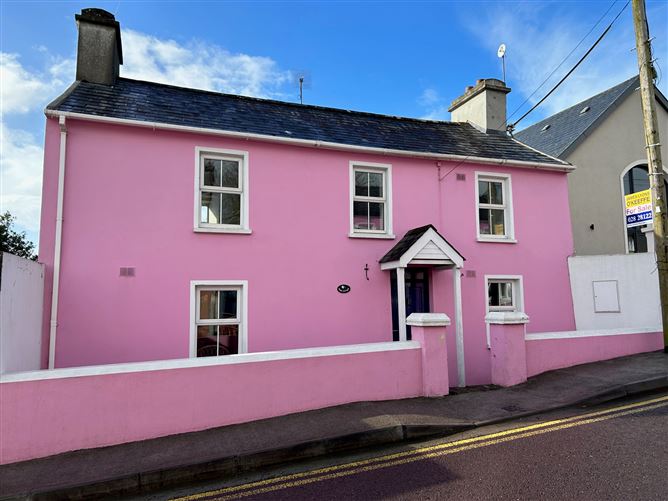 Rose Cottage, High Street, Schull, Cork
