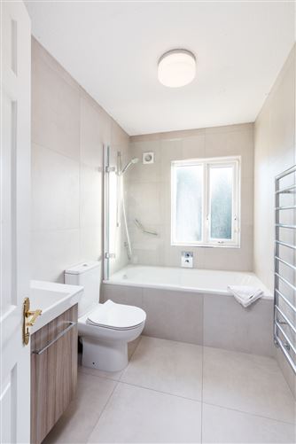 13 Binn Eadair View, Sutton, Dublin 13
