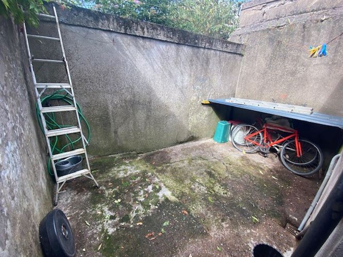 15 Saint Finbarr's Street, Cork City, Co. Cork