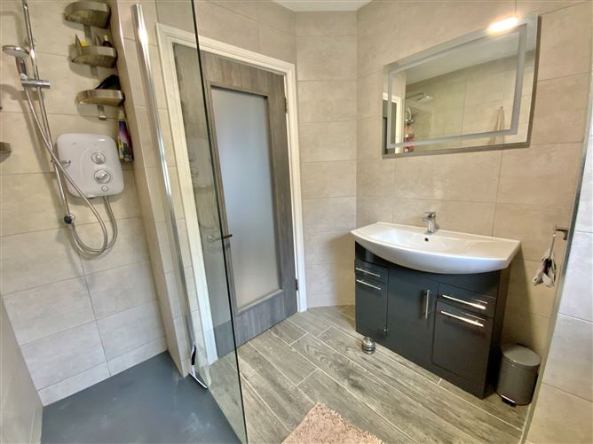 17 Woodside, Courtown, Wexford