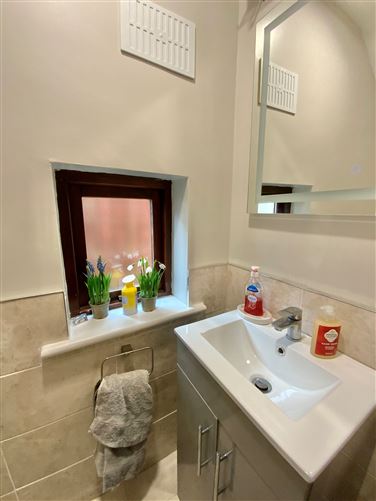 17 Woodside, Courtown, Wexford