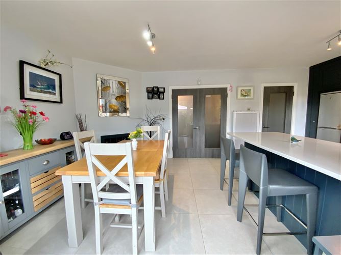 17 Woodside, Courtown, Wexford