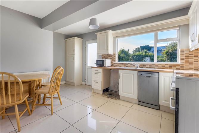 3 Hyde Park, Dundalk, County Louth