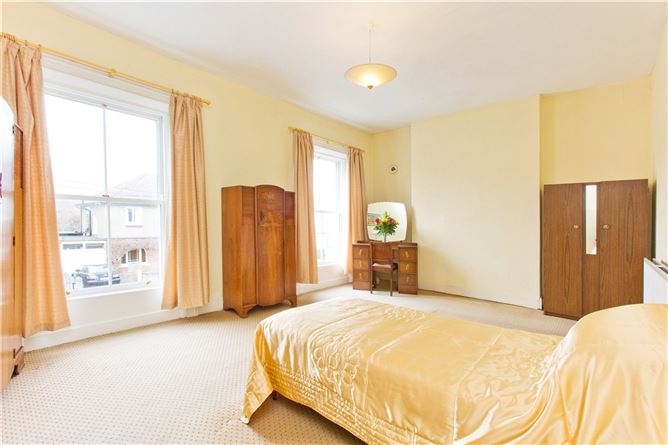 9 Marine Drive, Sandymount, Dublin 4