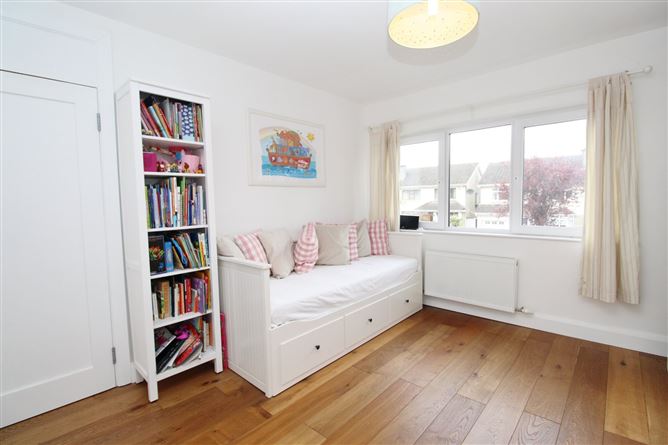 22 Roselawn Walk, Castleknock, Dublin 15