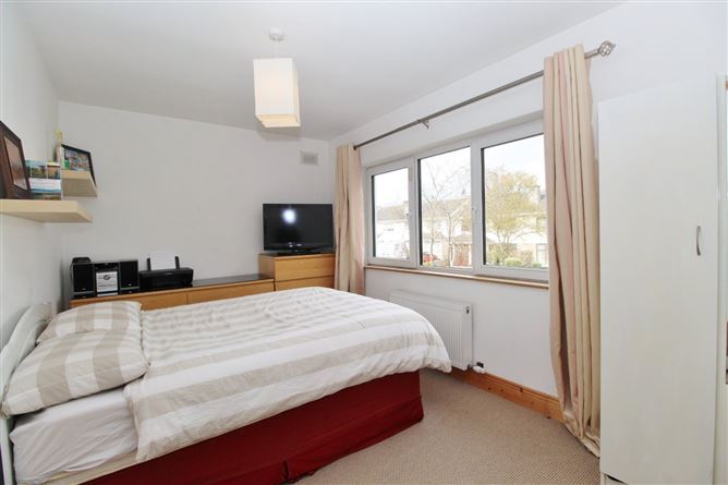 22 Roselawn Walk, Castleknock, Dublin 15