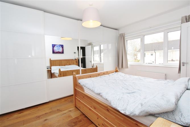 22 Roselawn Walk, Castleknock, Dublin 15