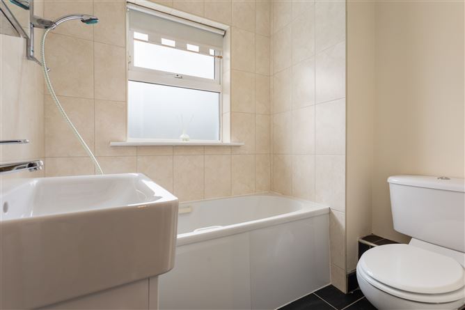 63 Marlfield Green, Tallaght, Dublin 24