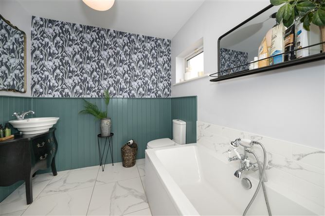 12 The Lawn, Westgrove, Donnybrook, Cork