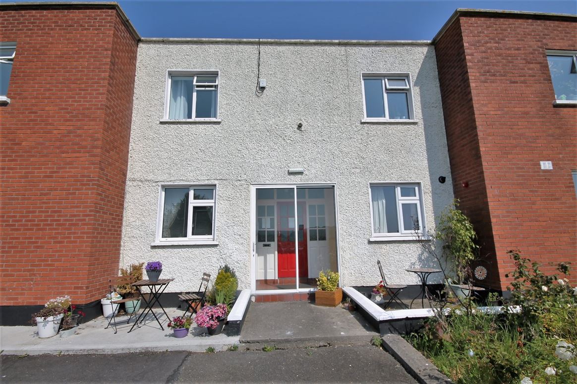 8c Sunnybank Court, Bray, Co. Wicklow DNG Bray 4713584 MyHome.ie
