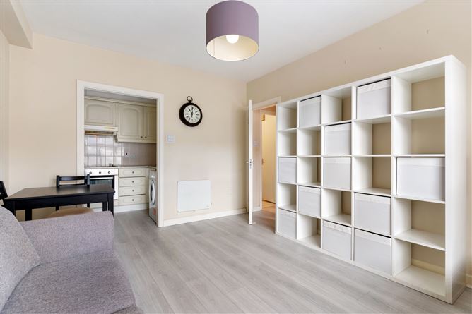 4 Park House, Ardiluan Court, Patrick Street, Dublin 8
