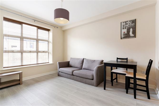 4 Park House, Ardiluan Court, Patrick Street, Dublin 8