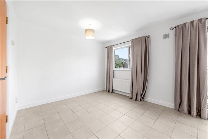 2 Waterside Way, Malahide, County Dublin