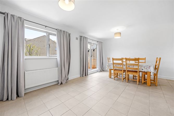 2 Waterside Way, Malahide, County Dublin