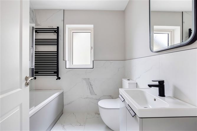 https://photos-a.propertyimages.ie/media/4/8/5/4945584/499d8f08-2a1a-41a5-be5b-d8593fdd4623_l.jpg